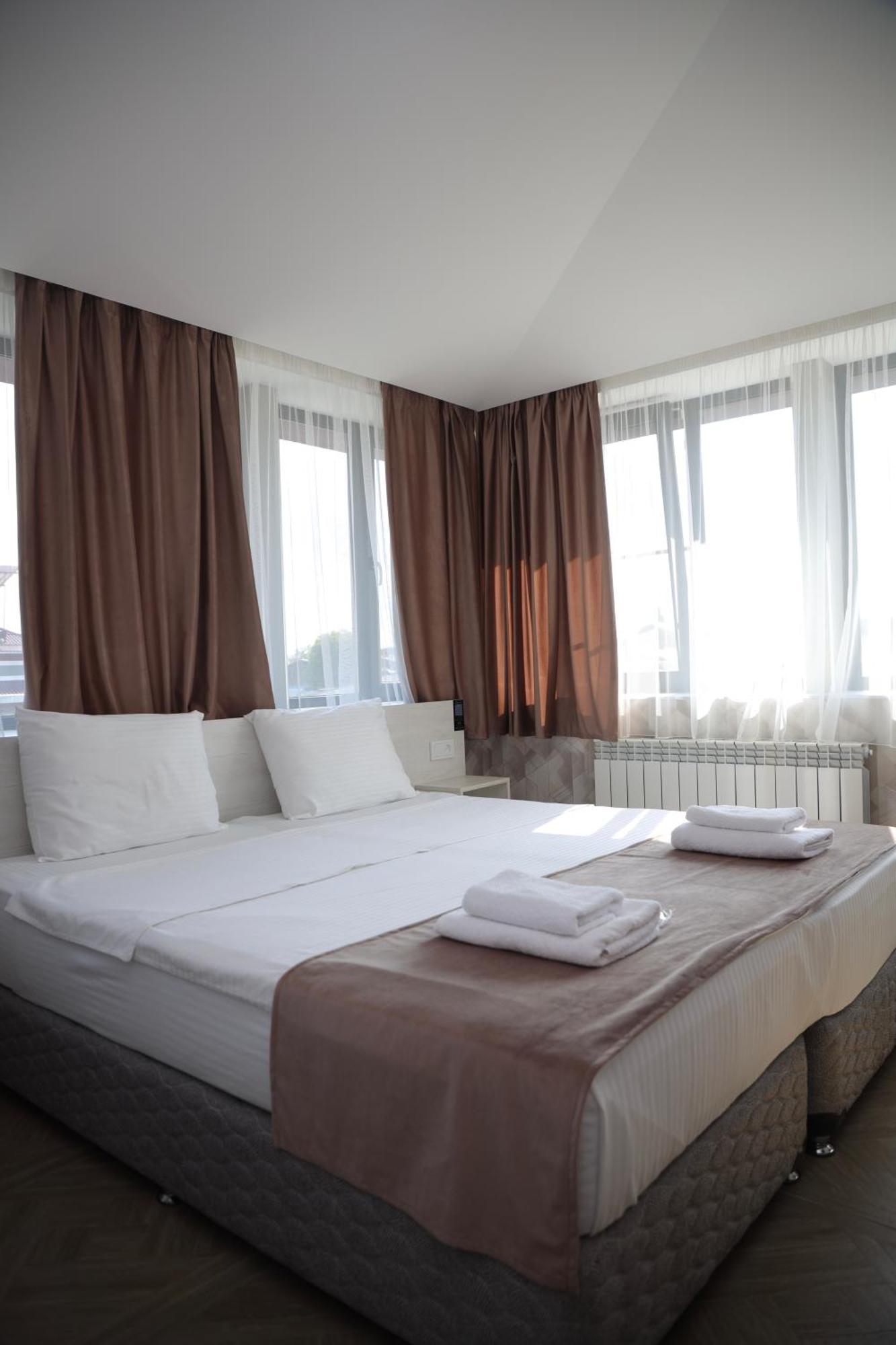 Chief Hotel Gyumri Extérieur photo