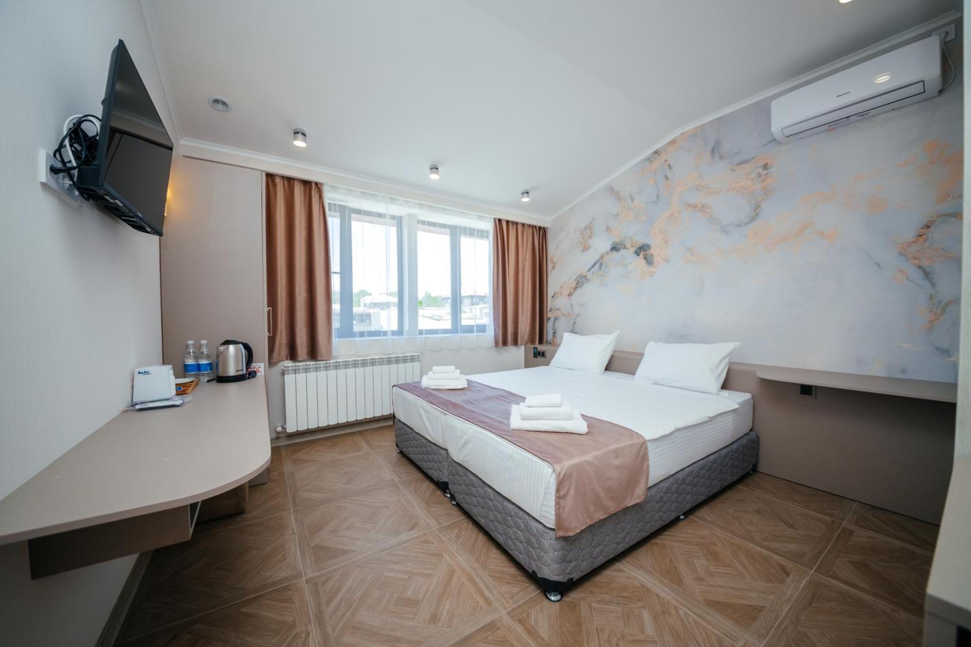 Chief Hotel Gyumri Extérieur photo